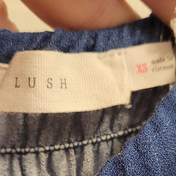 ✨NWT✨ LUSH Exploring Florence Blue Floral Print Off-the-Shoulder Romper - Picture 6 of 15